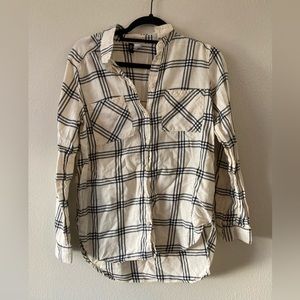 DIVIDED White Flannel